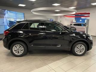 VOLKSWAGEN T-Roc usata, con USB