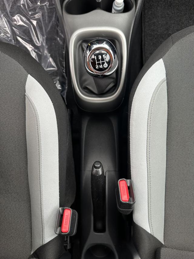 TOYOTA Aygo usata, con Controllo automatico clima