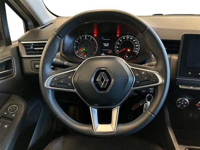 RENAULT Clio usata 17