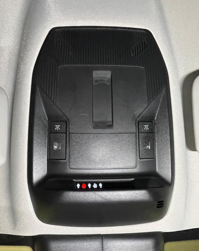 PEUGEOT 308 usata, con Touch screen