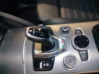 ALFA ROMEO Stelvio usata, con Sensori di parcheggio posteriori