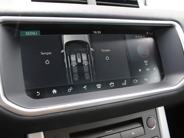 LAND ROVER Range Rover Evoque usata, con Touch screen