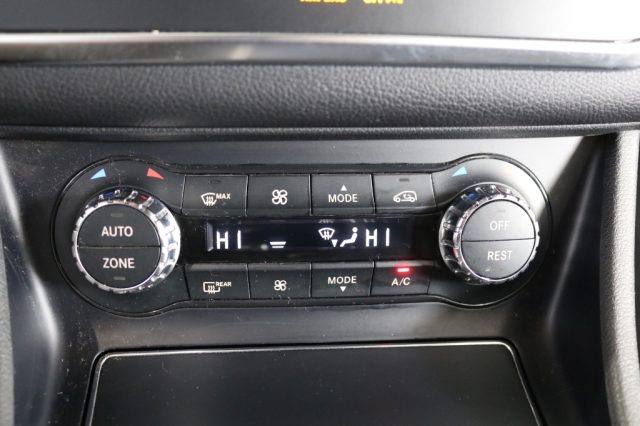 MERCEDES-BENZ GLA 200 usata, con Sensore di luce