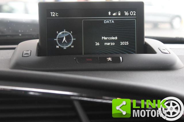 PEUGEOT 3008 usata, con Volante in pelle