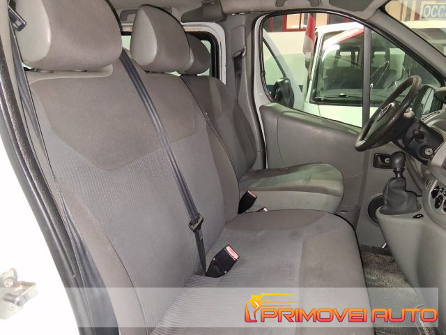 OPEL Vivaro usata 9