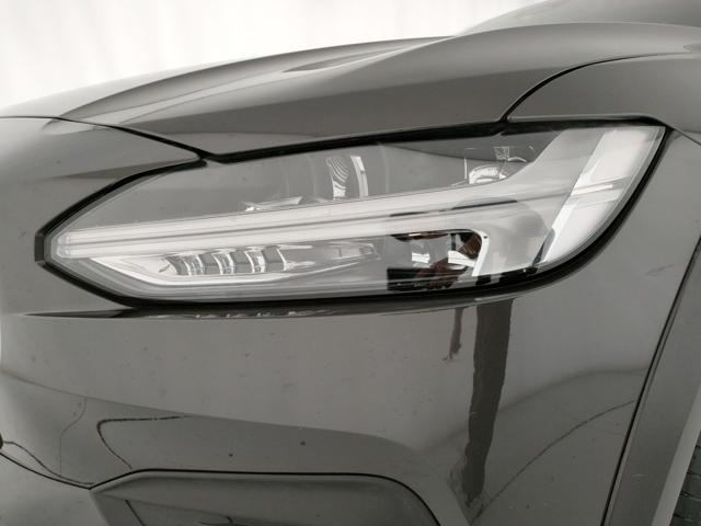 VOLVO V90 Cross Country usata, con Autoradio