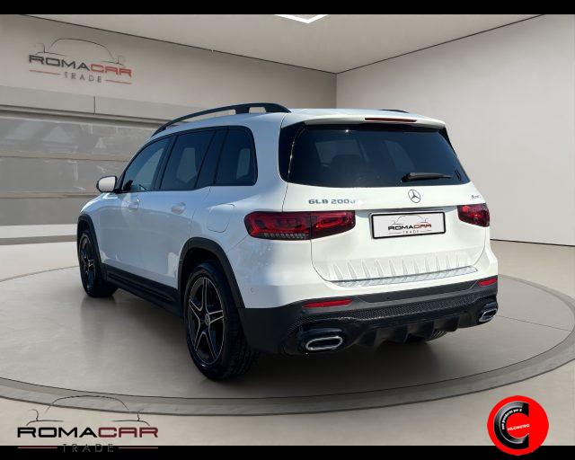 MERCEDES-BENZ GLB 200 usata, con Chiusura centralizzata