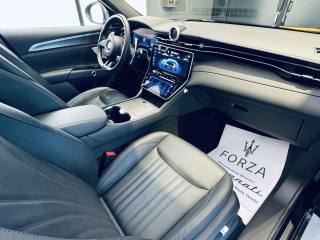 MASERATI Grecale usata, con Tettuccio apribile