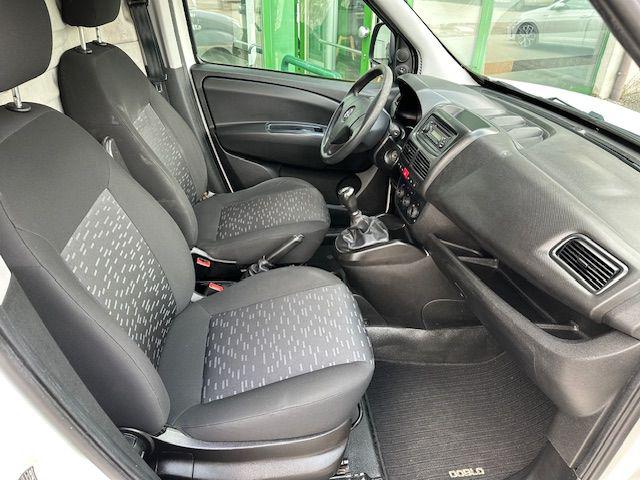 OPEL Combo usata, con Immobilizzatore elettronico