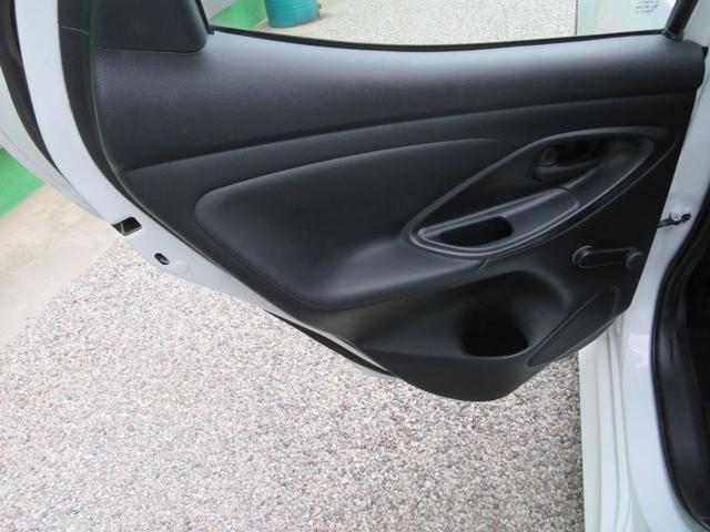 TOYOTA Yaris usata, con Telecamera per parcheggio assistito