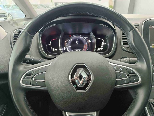 RENAULT Grand Scenic usata, con Controllo elettronico della corsia