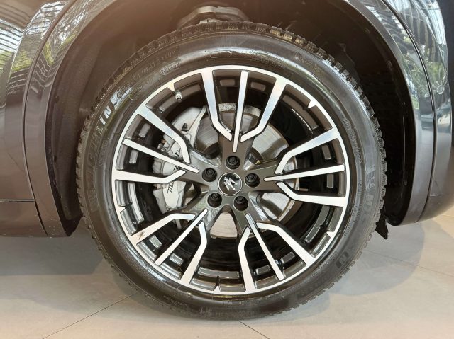 MASERATI Grecale usata, con Alzacristalli elettrici