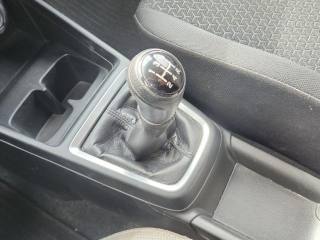 SUZUKI Swift usata, con Autoradio digitale