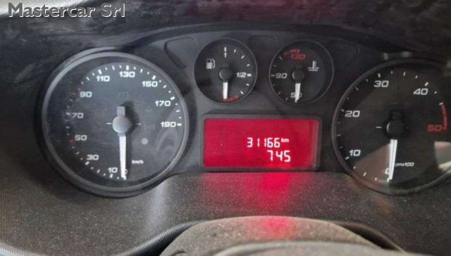 IVECO Daily usata 9