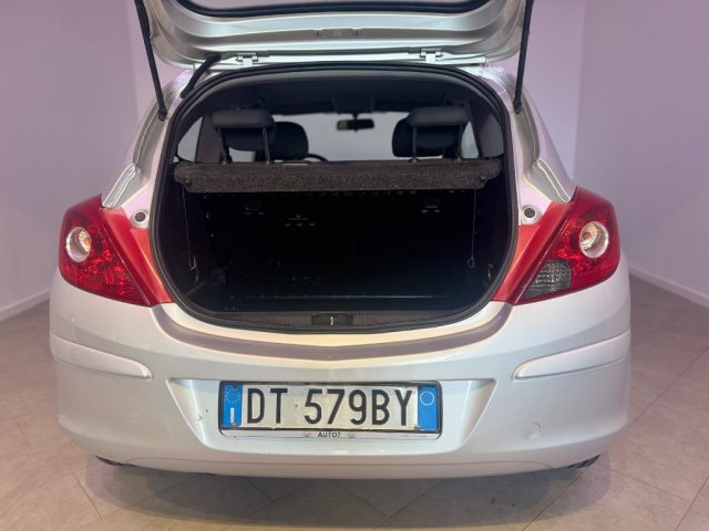 OPEL Corsa usata 1