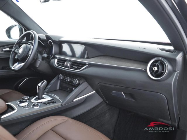 ALFA ROMEO Stelvio usata 11