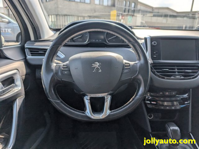 PEUGEOT 2008 usata, con Controllo automatico clima