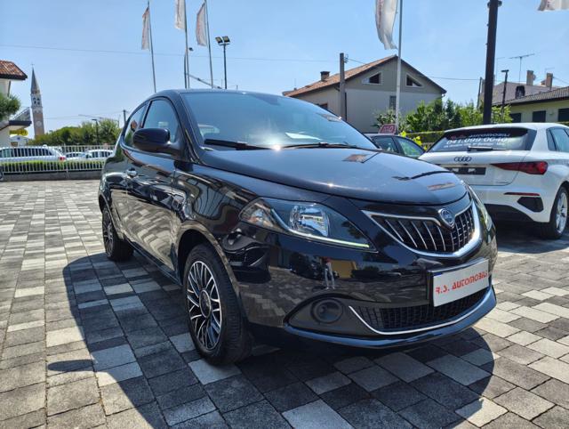 LANCIA Ypsilon usata, con Airbag