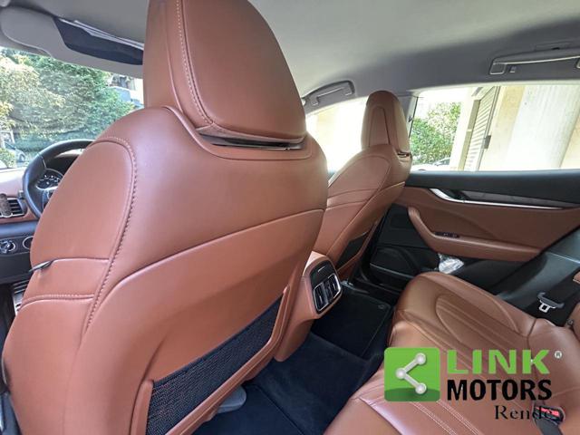 MASERATI Levante usata, con Volante multifunzione