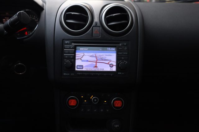 NISSAN Qashqai usata, con Fari bi-xeno