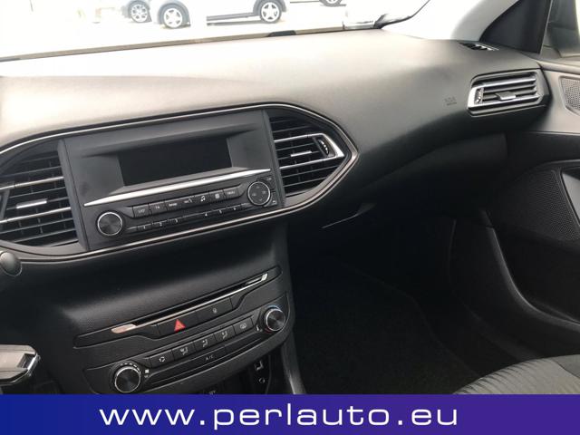 PEUGEOT 308 usata, con Cerchi in lega
