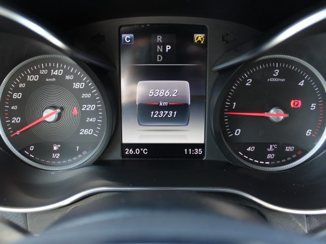 MERCEDES-BENZ GLC 250 usata, con Sedile posteriore sdoppiato