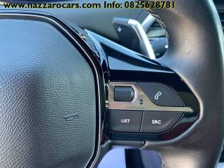 PEUGEOT 3008 usata, con Sedile posteriore sdoppiato