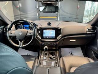 MASERATI Ghibli usata, con Sedile posteriore sdoppiato