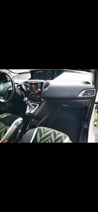 LANCIA Ypsilon usata 14