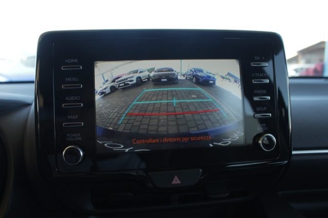 TOYOTA Yaris usata, con Bluetooth