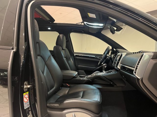 PORSCHE Cayenne usata, con Cruise Control