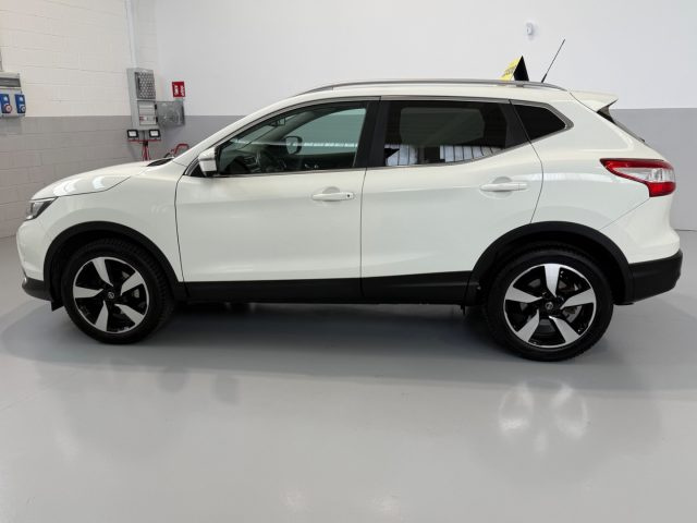 NISSAN Qashqai usata, con Climatizzatore
