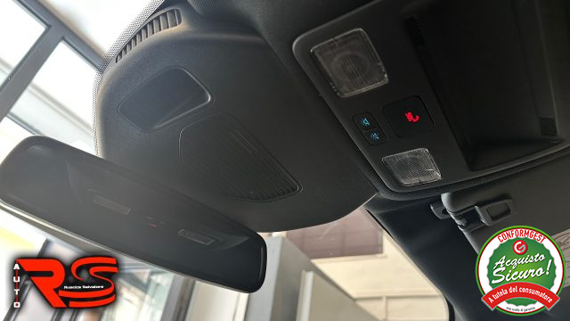 FORD Kuga usata, con Sedile posteriore sdoppiato