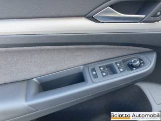 VOLKSWAGEN Golf Variant usata, con Servosterzo