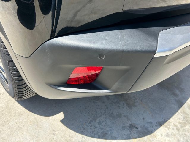 PEUGEOT 2008 usata, con Fari Xenon