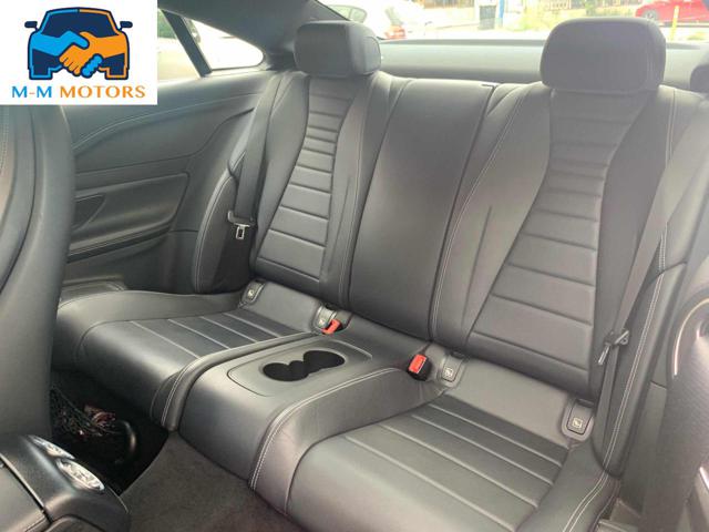 MERCEDES-BENZ E 220 usata 19