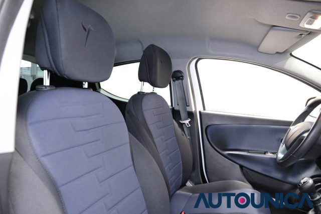 LANCIA Ypsilon usata 51