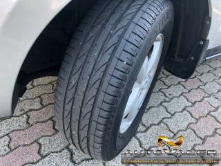 HYUNDAI Santa Fe usata, con Climatizzatore automatico, 2 zone