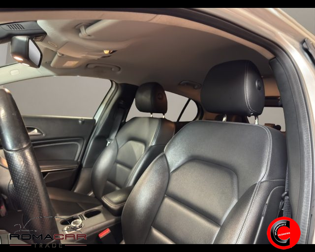 MERCEDES-BENZ GLA 180 usata, con Sensore di luce
