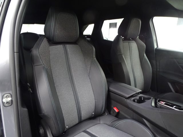 PEUGEOT 3008 usata, con Bracciolo