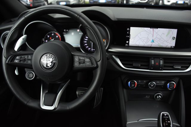ALFA ROMEO Stelvio usata, con Cerchi in lega