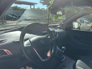 LANCIA Ypsilon usata, con Autoradio