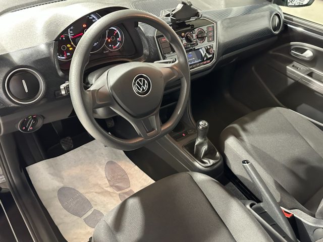 VOLKSWAGEN up! usata, con Cerchi in lega