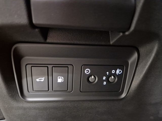 LAND ROVER Range Rover Evoque usata, con Sedile posteriore sdoppiato