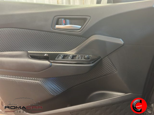 TOYOTA C-HR usata, con MP3
