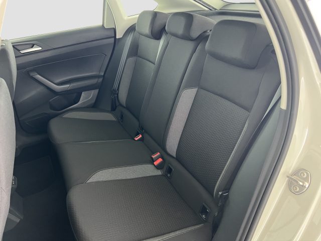 VOLKSWAGEN Taigo usata 9