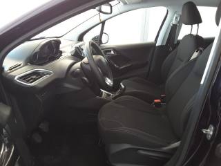 PEUGEOT 208 usata, con Alzacristalli elettrici