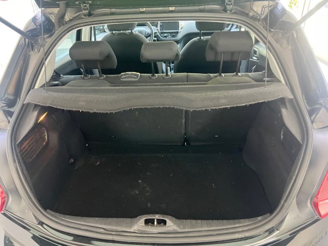 PEUGEOT 208 usata, con ESP