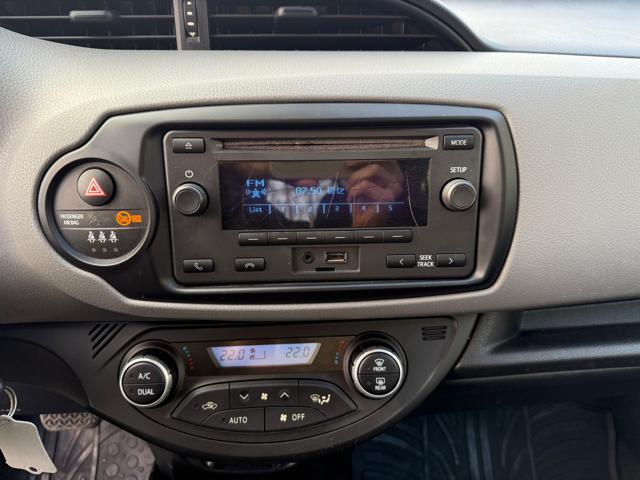 TOYOTA Yaris usata, con ESP