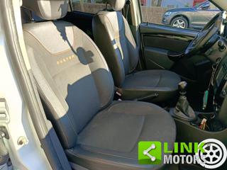 DACIA Duster usata, con Touch screen